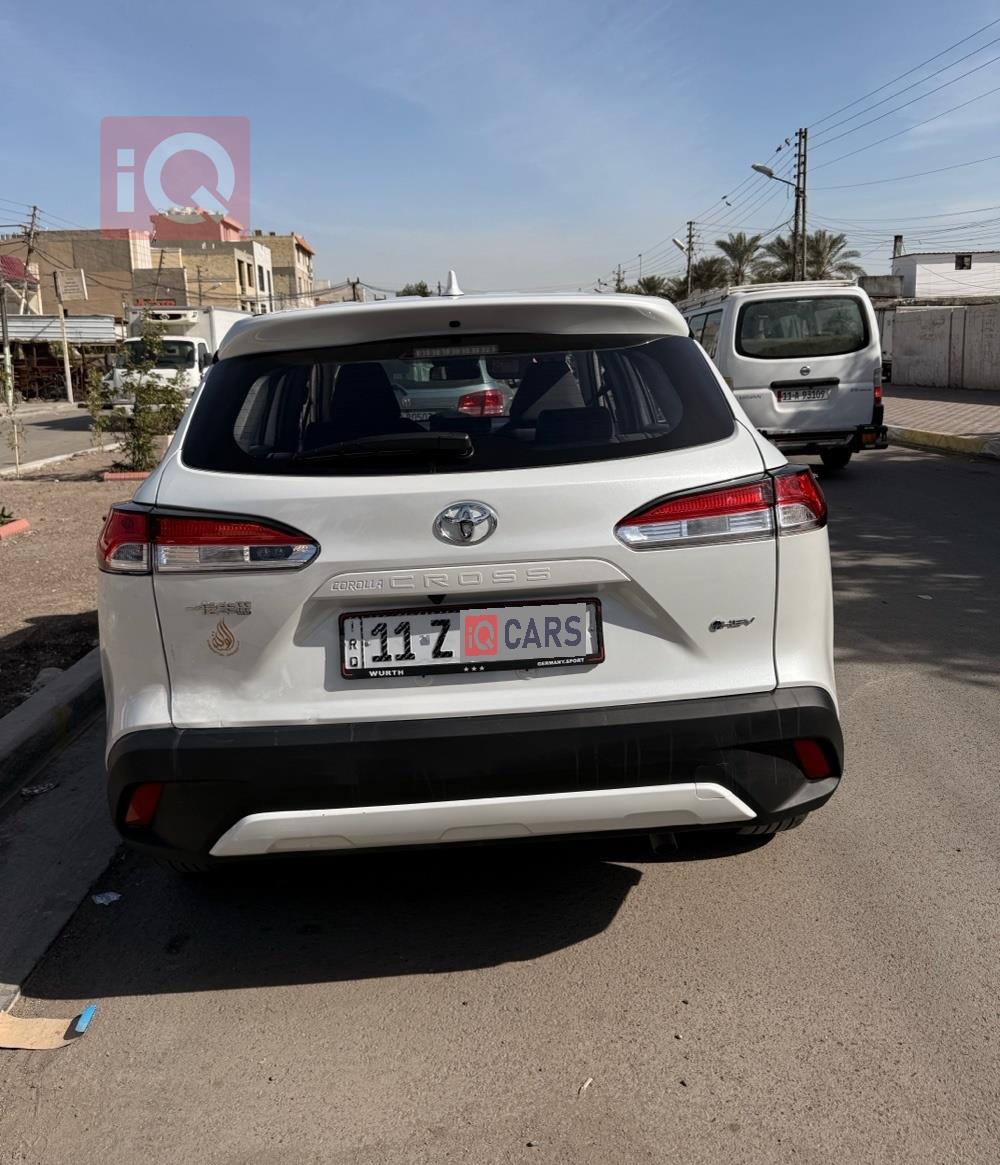 تۆیۆتا کۆرۆلا کرۆس